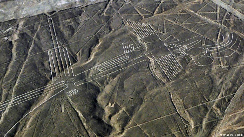 13 killed in tourist plane crash in Peru