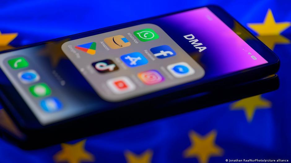 EU threatens Meta with hefty fine over 'addictive design'