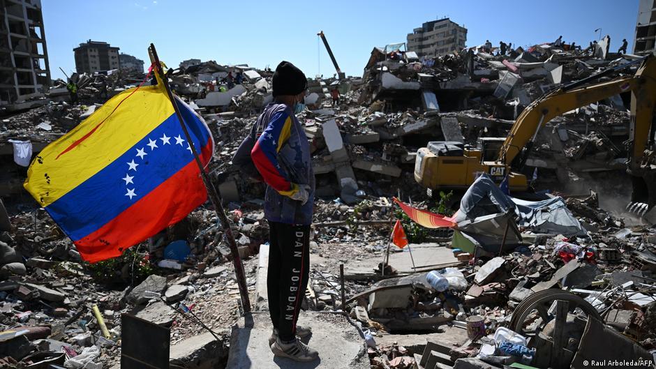 Venezuela sets up temporary housing, as death toll rises to almost 4,500