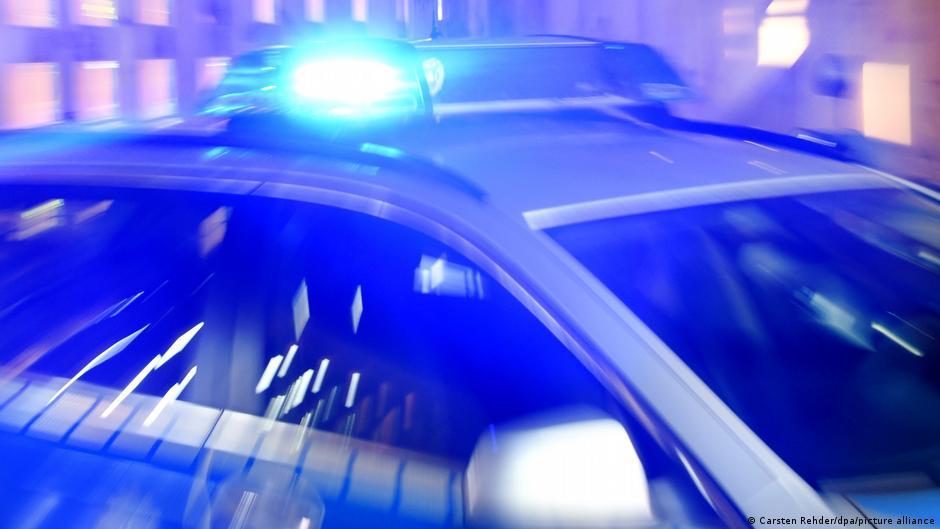 Berlin hostage situation: Man holds woman in supermarket