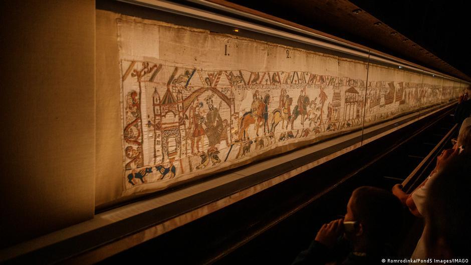 Bayeux Tapestry arrives in British Museum for historic exhibition