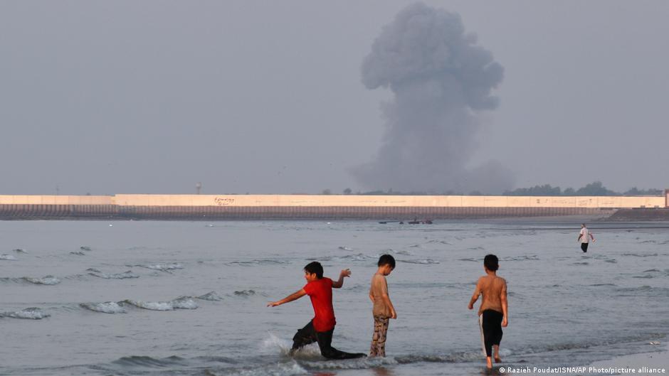 Iran war: US continues strikes as Trump reinstates blockade