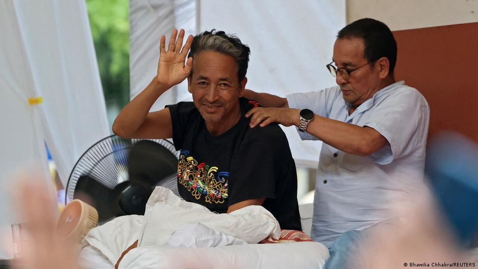 Indian activist Sonam Wangchuk ends hunger strike