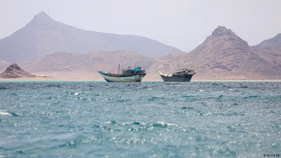 Yemen's Houthis deny they closed Bab al-Mandeb Strait