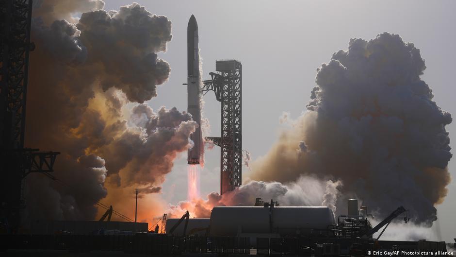 Starship completes 1st test flight since SpaceX IPO